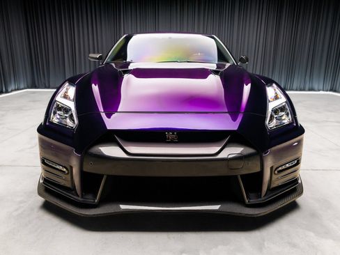 Used 2023 Nissan GT-R Premium w/ Premium Interior Package AWD/4WD image 13