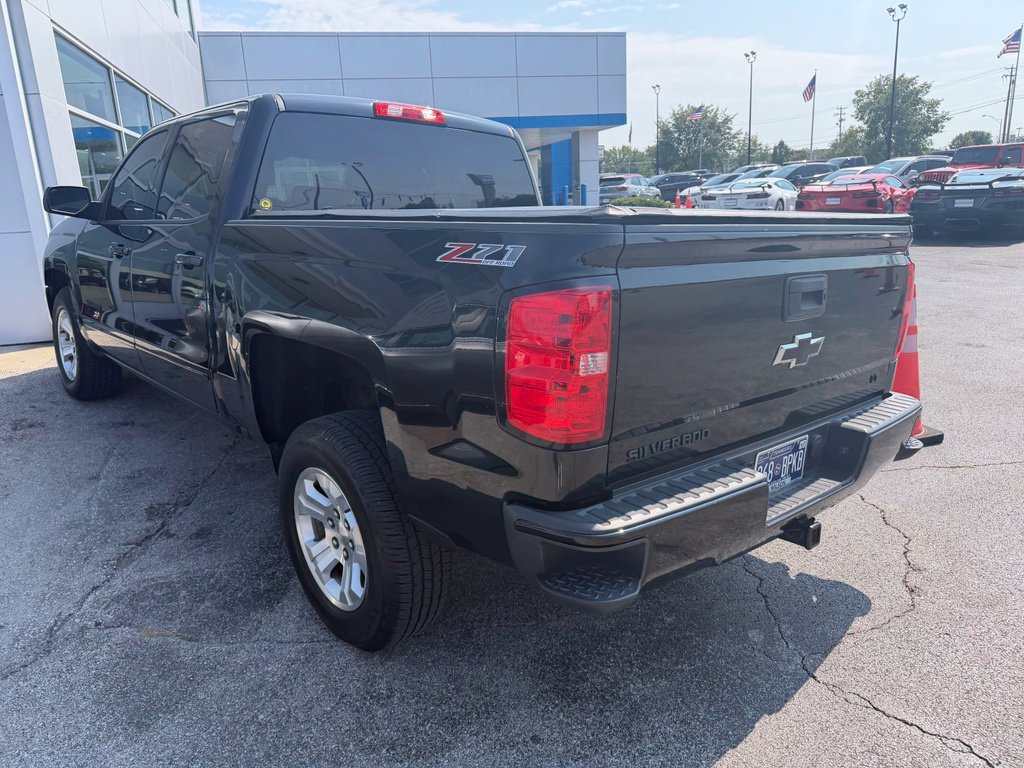 Used 2017 Chevrolet Silverado 1500 LT w/ All Star Edition AWD/4WD image 4