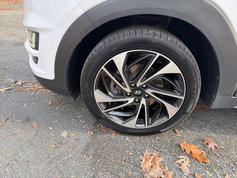 Used 2019 Hyundai Tucson Sport image 5