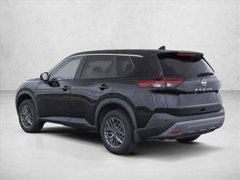 Used 2023 Nissan Rogue S FWD image 5