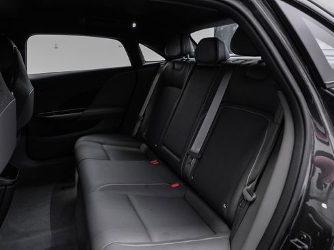 Used 2025 Lucid Air Touring AWD/4WD image 46