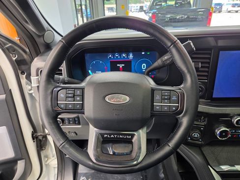 Used 2025 Ford F250 Platinum w/ Tremor Off-Road Package AWD/4WD image 32