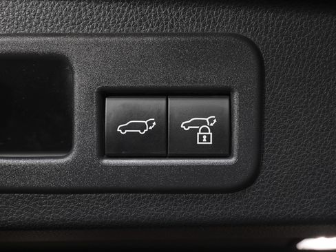 Used 2025 Toyota 4Runner TRD Pro AWD/4WD image 11
