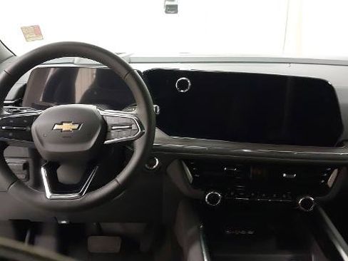 New 2026 Chevrolet Suburban Premier w/ Sun And Tow Package image 26