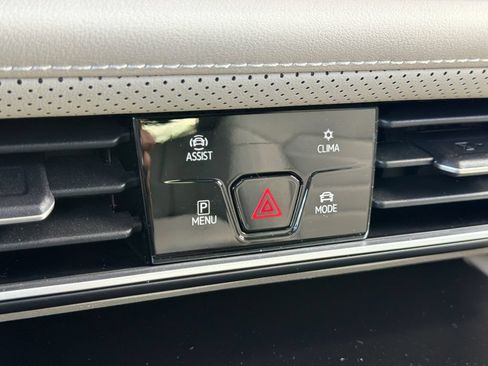 New 2026 Volkswagen Atlas SEL AWD/4WD image 27