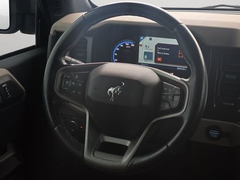 Used 2022 Ford Bronco Wildtrak image 18