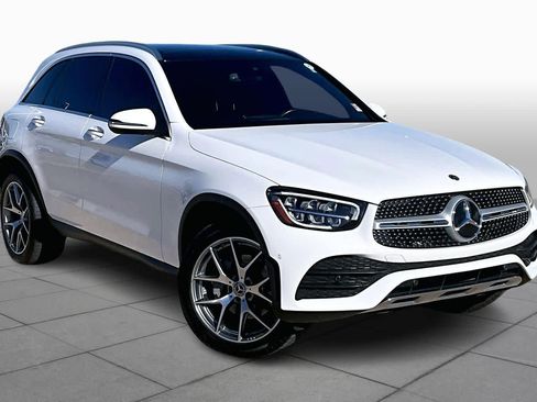 Used 2021 Mercedes-Benz GLC 300 image 4