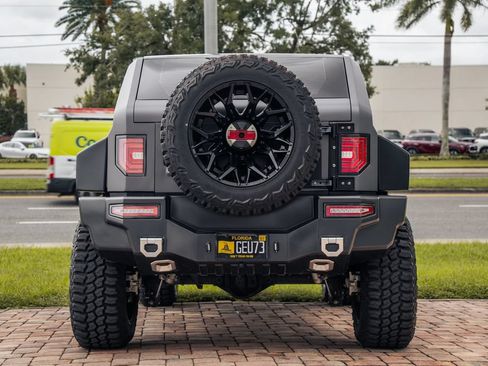 Used 2017 Jeep Wrangler Unlimited Sport w/ Quick Order Package 24S AWD/4WD image 4