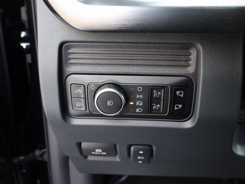 New 2026 Ford F250 Lariat w/ Chrome Package image 36