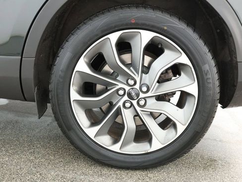 Used 2022 Lincoln Nautilus Reserve image 7