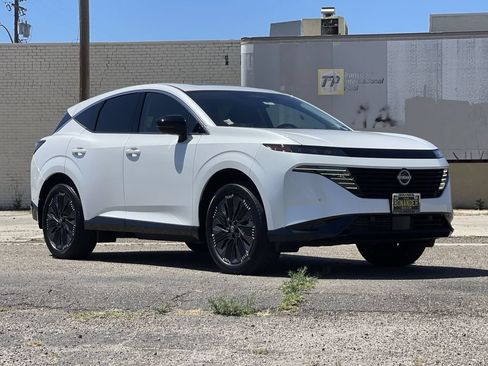 Used 2025 Nissan Murano Platinum w/ Cargo Package AWD/4WD image 1