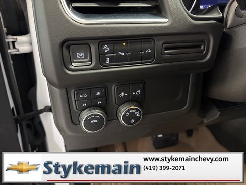 Used 2021 Chevrolet Suburban Z71 image 39