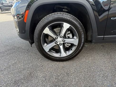 Used 2022 Jeep Grand Cherokee Limited 4xe w/ Luxury Tech Group II AWD/4WD image 46