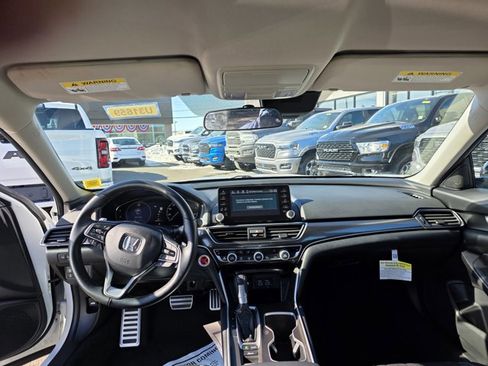 Used 2022 Honda Accord Sport Special Edition image 5
