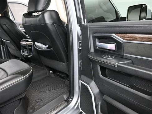 Used 2021 RAM 2500 Laramie image 18