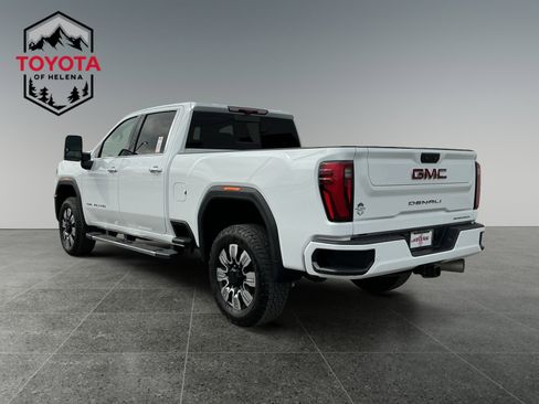 Used 2024 GMC Sierra 2500 Denali w/ Denali Reserve Package AWD/4WD image 3