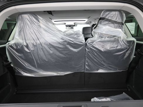New 2026 Ford Expedition Active RWD image 23