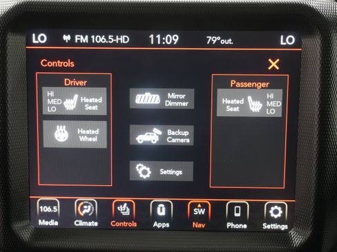 Used 2023 Jeep Wrangler Rubicon w/ Cold Weather Group AWD/4WD image 23