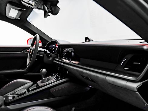 Used 2022 Porsche 911 GT3 image 47