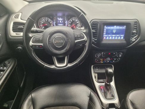 Used 2019 Jeep Compass Latitude image 22