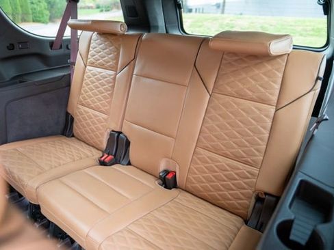 Used 2022 Cadillac Escalade ESV Sport w/ Touring Package AWD/4WD image 41