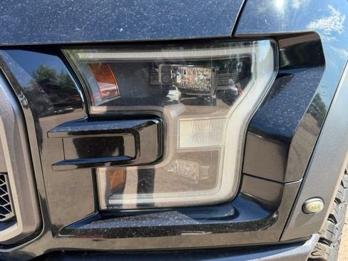 Used 2017 Ford F150 Raptor w/ Equipment Group 802A Luxury AWD/4WD image 10