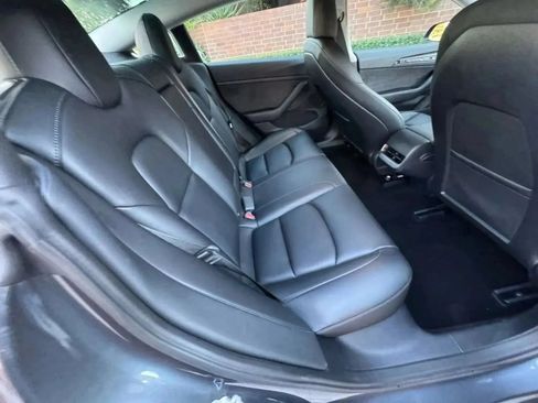 Used 2021 Tesla Model 3 Standard Range Plus RWD image 15