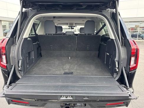 Used 2025 Ford Expedition Max Active image 8