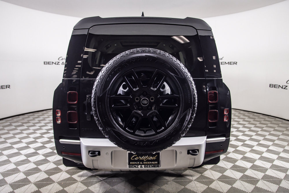 Used 2024 Land Rover Defender 130 S AWD/4WD image 7