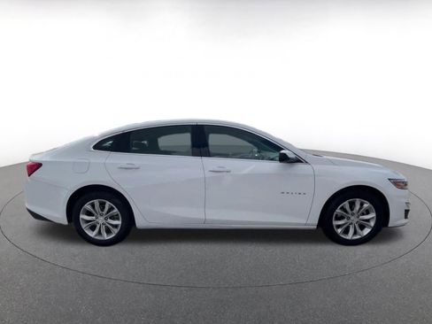 Used 2024 Chevrolet Malibu LT image 16