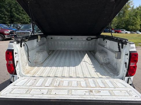 Used 2019 Chevrolet Silverado 2500 W/T AWD/4WD image 22