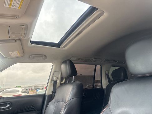 Used 2020 Nissan Armada SL w/ Premium Package image 41