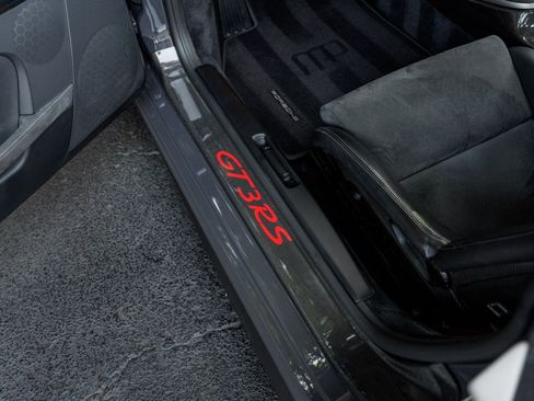 Used 2011 Porsche 911 GT3 RS RWD image 27