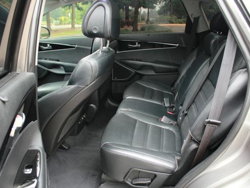 Used 2016 Kia Sorento SX AWD/4WD image 27