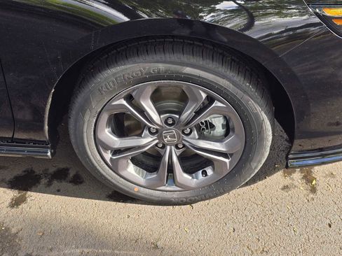 New 2026 Honda Accord EX-L image 9