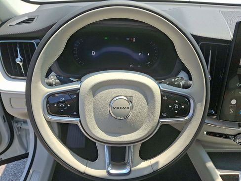 New 2026 Volvo XC60 B5 Ultra w/ Protection Package Premier image 14
