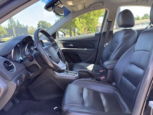 Used 2015 Chevrolet Cruze LT w/ RS Package FWD image 2