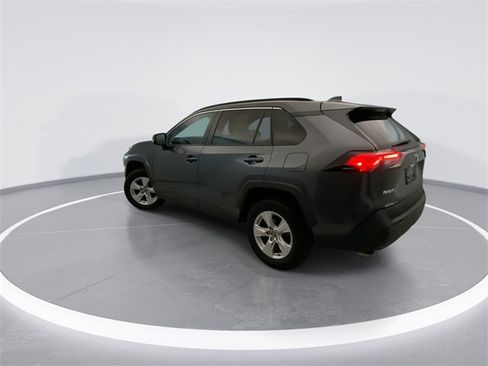 Used 2020 Toyota RAV4 XLE image 2