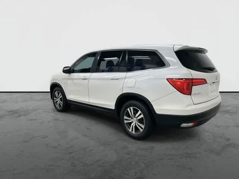 Used 2017 Honda Pilot EX image 9