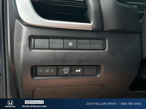 Used 2026 Nissan Rogue SL AWD/4WD image 24