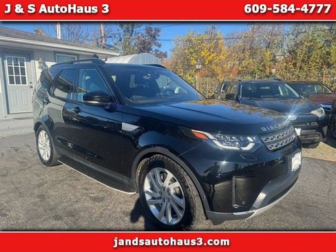 Used 2018 Land Rover Discovery HSE image 1
