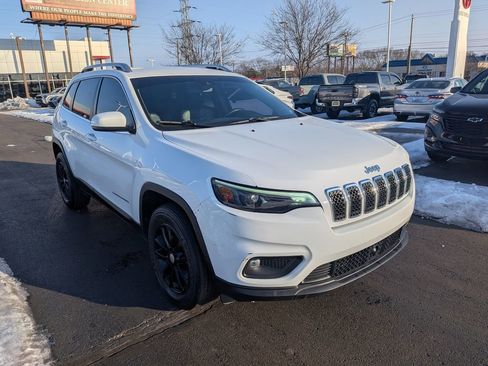 Used 2021 Jeep Cherokee Latitude Plus image 10