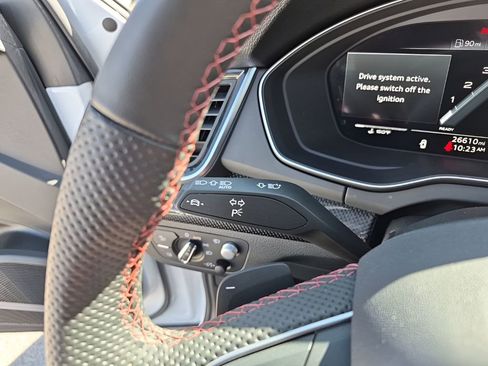 Used 2024 Audi SQ5 Prestige image 37