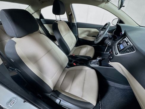 Used 2019 Hyundai Accent SE image 22