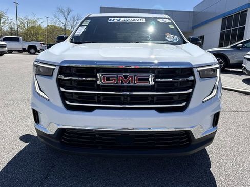 Used 2025 GMC Acadia Elevation FWD image 8