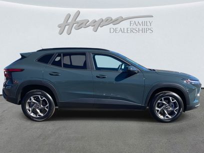 Used 2025 Chevrolet Trax LT