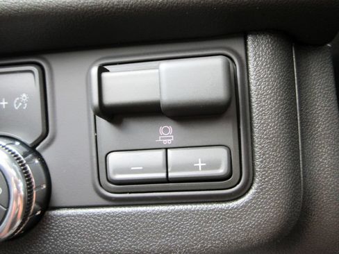 New 2026 GMC Yukon XL Elevation w/ Elevation Premium Package AWD/4WD image 21
