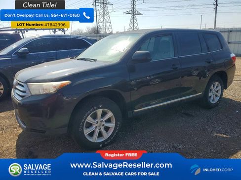 Used 2012 Toyota Highlander SE w/ Tow Pkg image 1