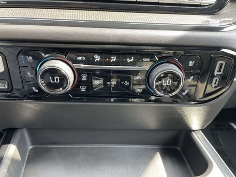 Used 2024 Chevrolet Silverado 1500 ZR2 w/ Technology Package image 22