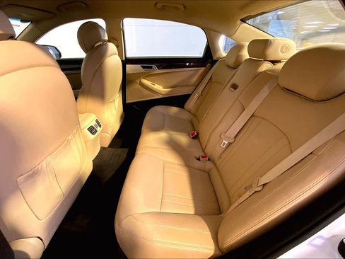 Used 2016 Hyundai Genesis 3.8 image 21